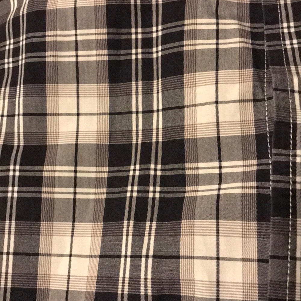 Button down shirt - Picture 2 of 3